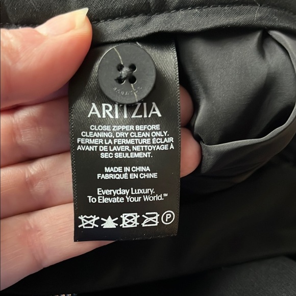 Aritzia Babaton Bureau Pant Black and White size 8 - Picture 11 of 15